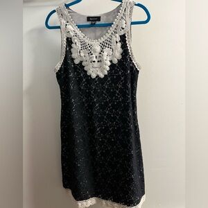 Karen Kane Black Lace Sleeveless Dress Ivory Crochet Overlay and Trim Large
